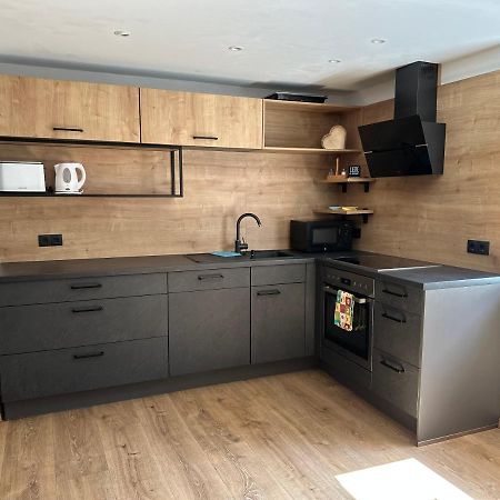 Appartement Anna นีเดอเรา ภายนอก รูปภาพ
